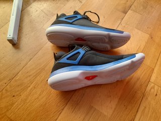 Zapatillas Jordan de segunda mano en WALLAPOP