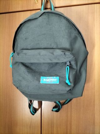 Mochila eastpak de segunda mano en WALLAPOP