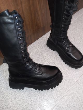 Botas con plataforma Zalando de segunda mano por 15 EUR en Getafe en  WALLAPOP