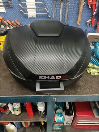 Maleta topcase Shad carbón sh58x de segunda mano por 200 EUR en Madrid en  WALLAPOP