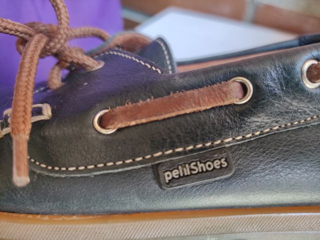 zapatos náuticos de piel.N. 31