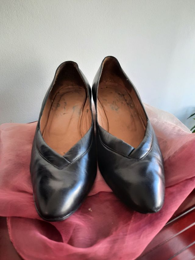 zapatos de piel negrós 38