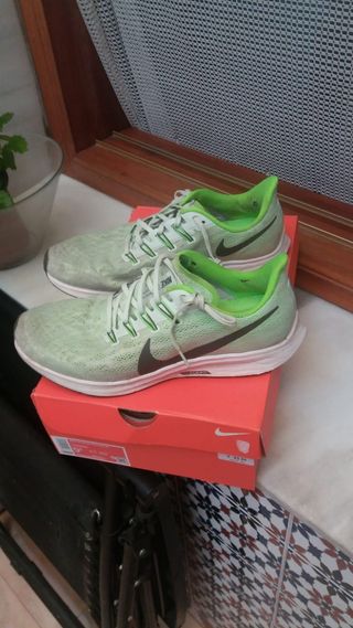 Nike Pegasus 36 talla 43 de segunda mano por 25 EUR en Gandía en WALLAPOP