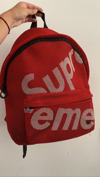 Cartera Supreme de segunda mano en WALLAPOP