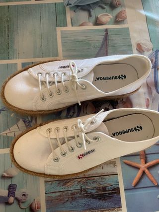 Zapatillas Superga de segunda mano en WALLAPOP