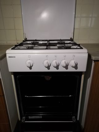 Cocina con horno de gas de segunda mano en Valencia en WALLAPOP