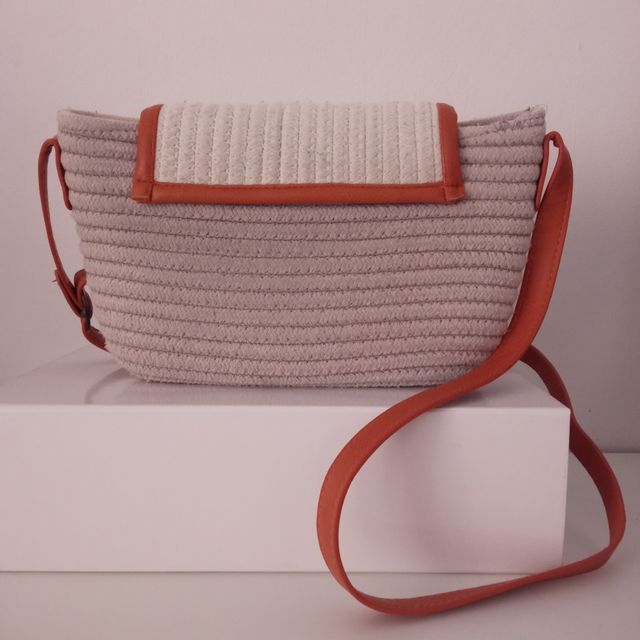 Bolso bandolera. Natura