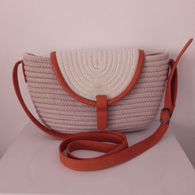 Bolso bandolera. Natura