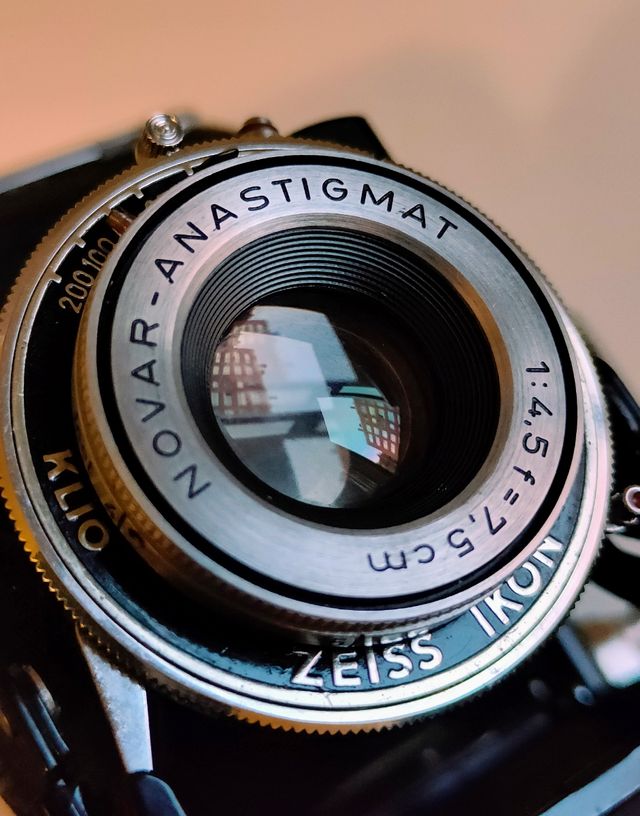 Zeiss Ikon Ikonta 521 (A Vertical) 1946 - 1954 