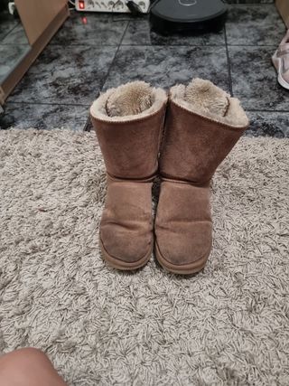 Botas UGG de segunda mano en WALLAPOP