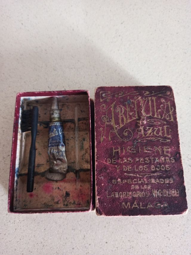 Abeñula azul antigua