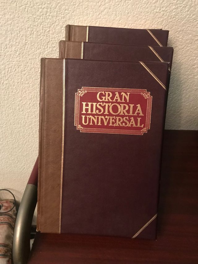 2 enciclopedias de Historia de 11 y 10 tomos