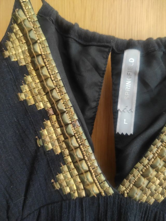 Vestido negro Springfield