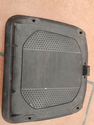 Baul moto con parrilla de segunda mano en Madrid en WALLAPOP