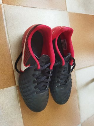Botas de fútbol Nike Magista de segunda mano en WALLAPOP