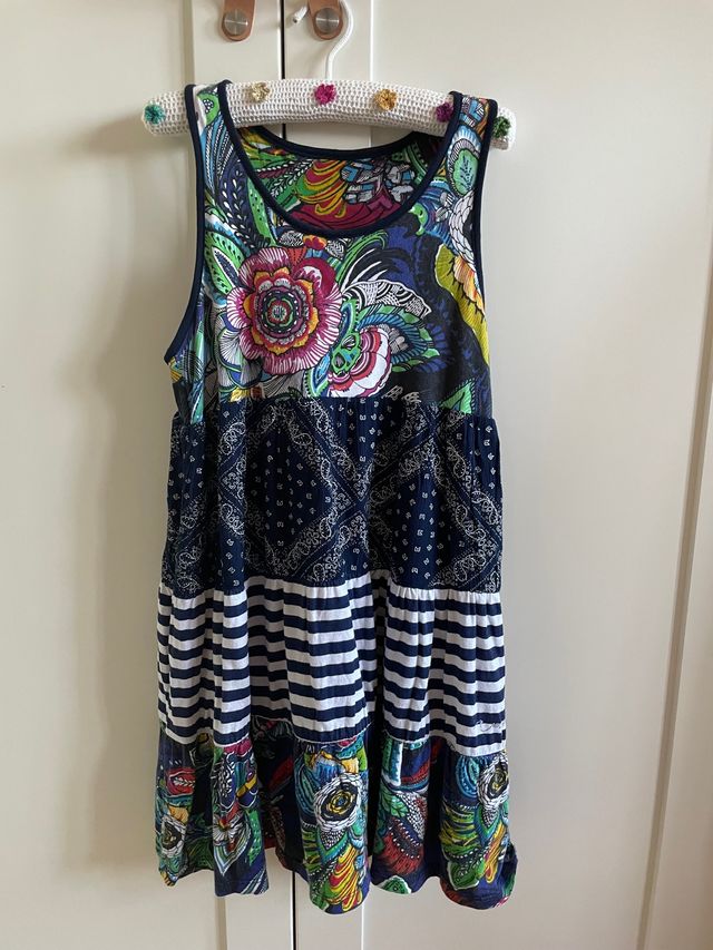 Vestido Desigual tamanho 9-10 anos