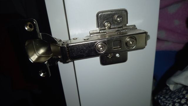 Bisagras para armario