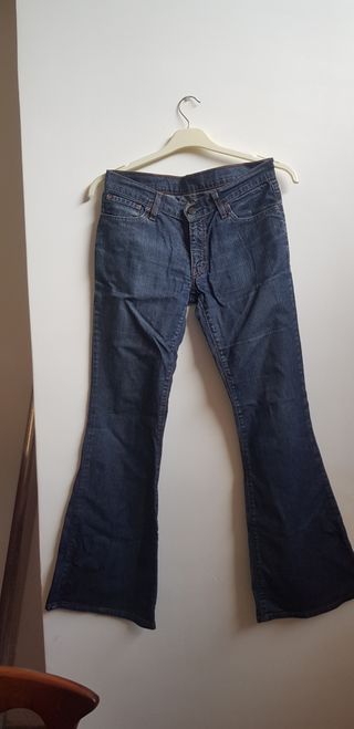 Pantalones vaqueros Campana de segunda mano en WALLAPOP