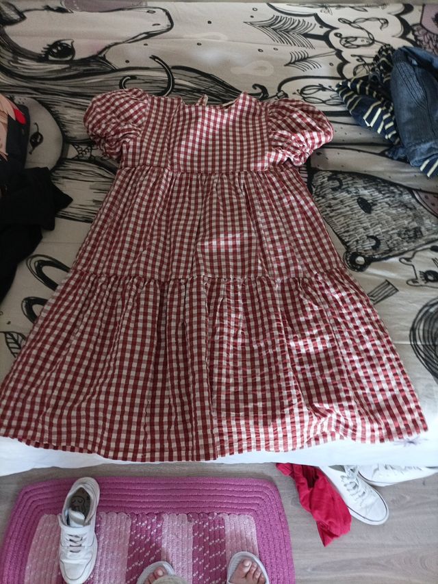 Vestido nuevo talla 9-10 años