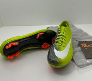 Botas de fútbol Nike Mercurial de segunda mano en WALLAPOP