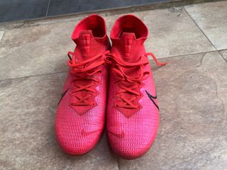 Botas de fútbol gama alta de segunda mano en WALLAPOP
