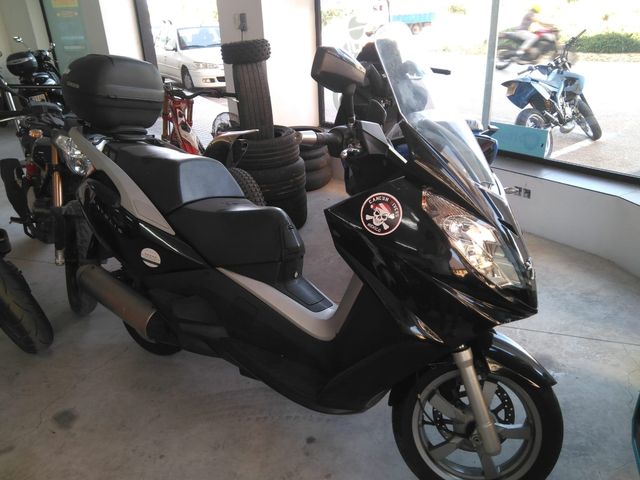 Juego tapas peugeot satelis 125