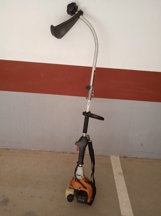Desbrozadora gasolina cortafilos de segunda mano por 50 EUR en Estepona en  WALLAPOP