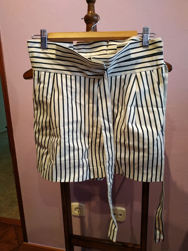 Short paperbag Zara rayitas marineras