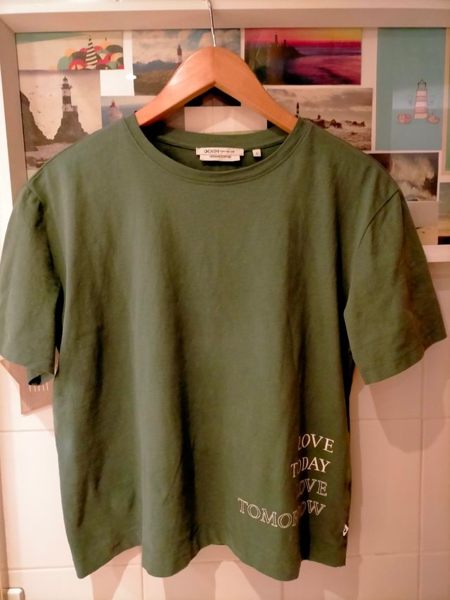 camiseta verde NUEVA manga corta