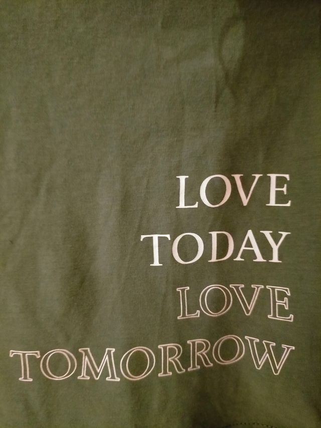 camiseta verde NUEVA manga corta