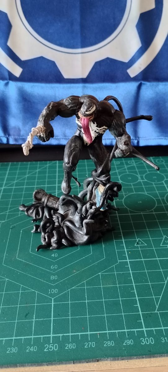 gashapon Venom Marvel 11 cm