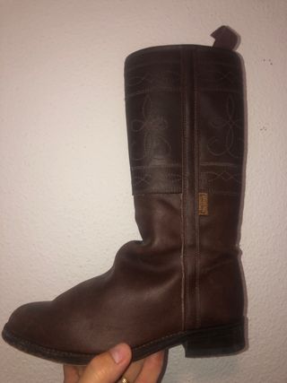 Botas camperas de segunda mano | CASINUEVO