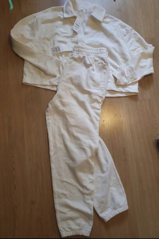 Chandal oysho de segunda mano por 30 EUR en A Coruña en WALLAPOP
