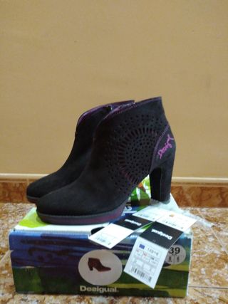Botines Desigual de segunda mano en WALLAPOP