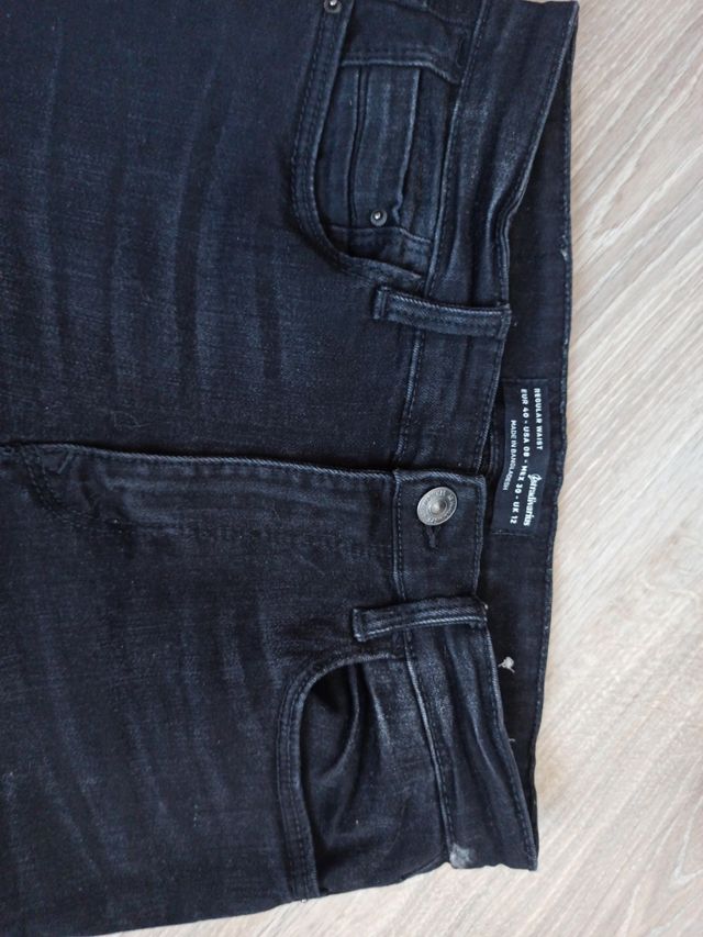 Vaquero negro "desgastado"