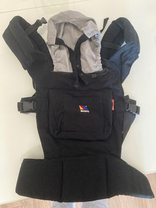 Mochila porta bebe Molto de segunda mano por 15 EUR en Madrid en WALLAPOP