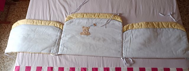 Juego de colcha y paragolpes de cuna infantil