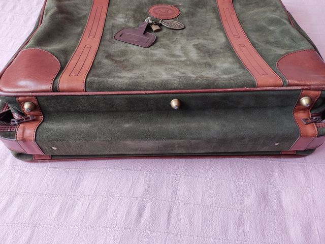 Maleta Selepel de ante verde vintage