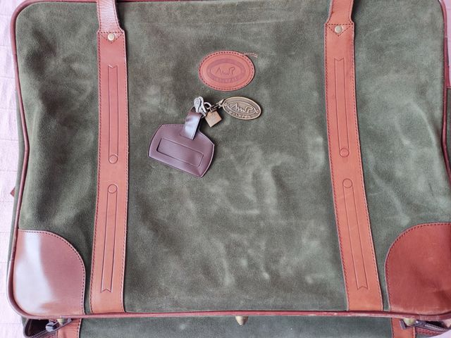 Maleta Selepel de ante verde vintage