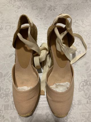 Alpargatas cuña de segunda mano en Madrid en WALLAPOP