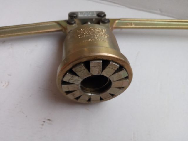 herramienta de cierre manual  TRI_SURE