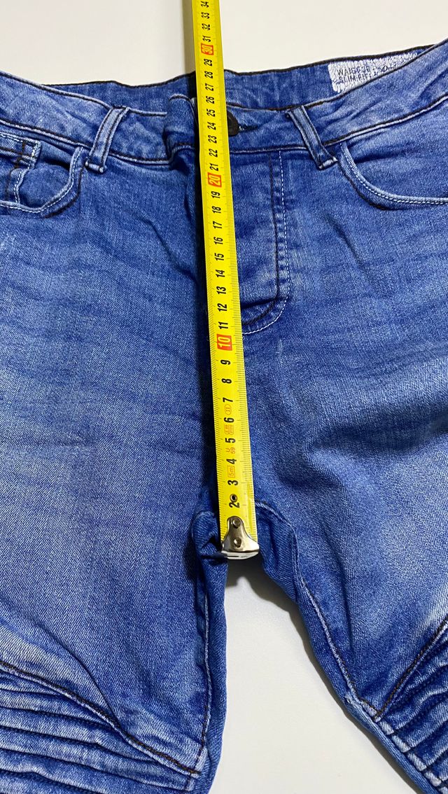 Bermudas tejanos hombre Talla M-L