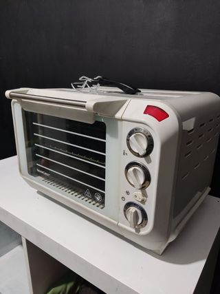 Horno portatil con grill de segunda mano por 20 EUR en Sevilla en WALLAPOP