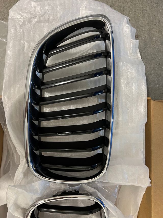 Rejillas originales BMW F22 y F23