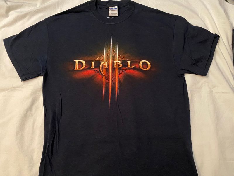 Imagen de DIABLO 3 oficial talla M, poco usada