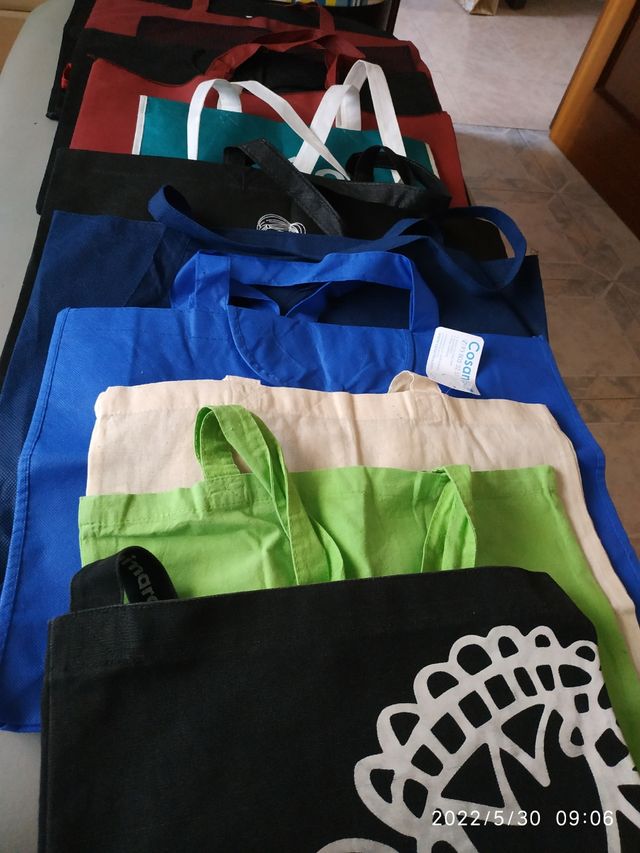 BOLSAS DE TODO TIPO  las 12 POR 6€