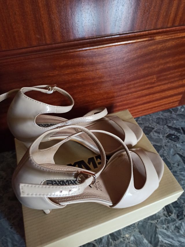 Zapatos tacón aguja