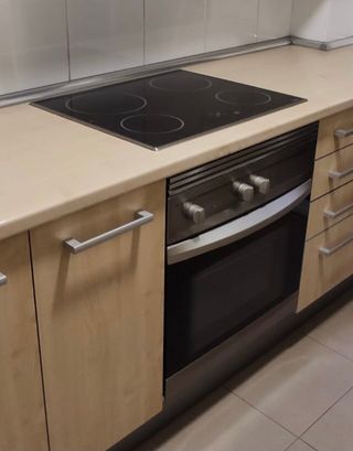 Horno con vitrocerámica de segunda mano en Alcalá de Henares en WALLAPOP