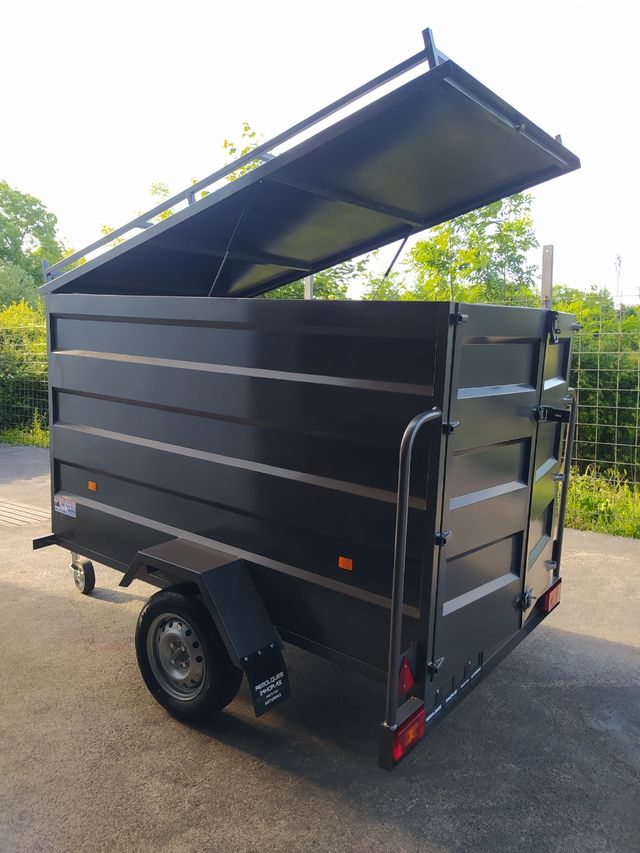 REMOLQUE CERRADO 1 EJE FRENO 750 KG