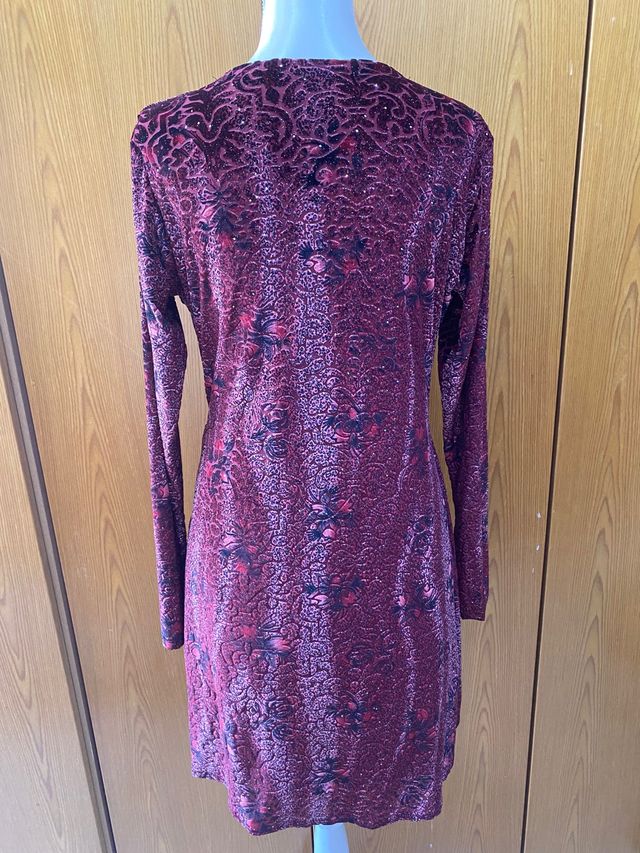 Vestido para fiesta de terciopelo con brillo